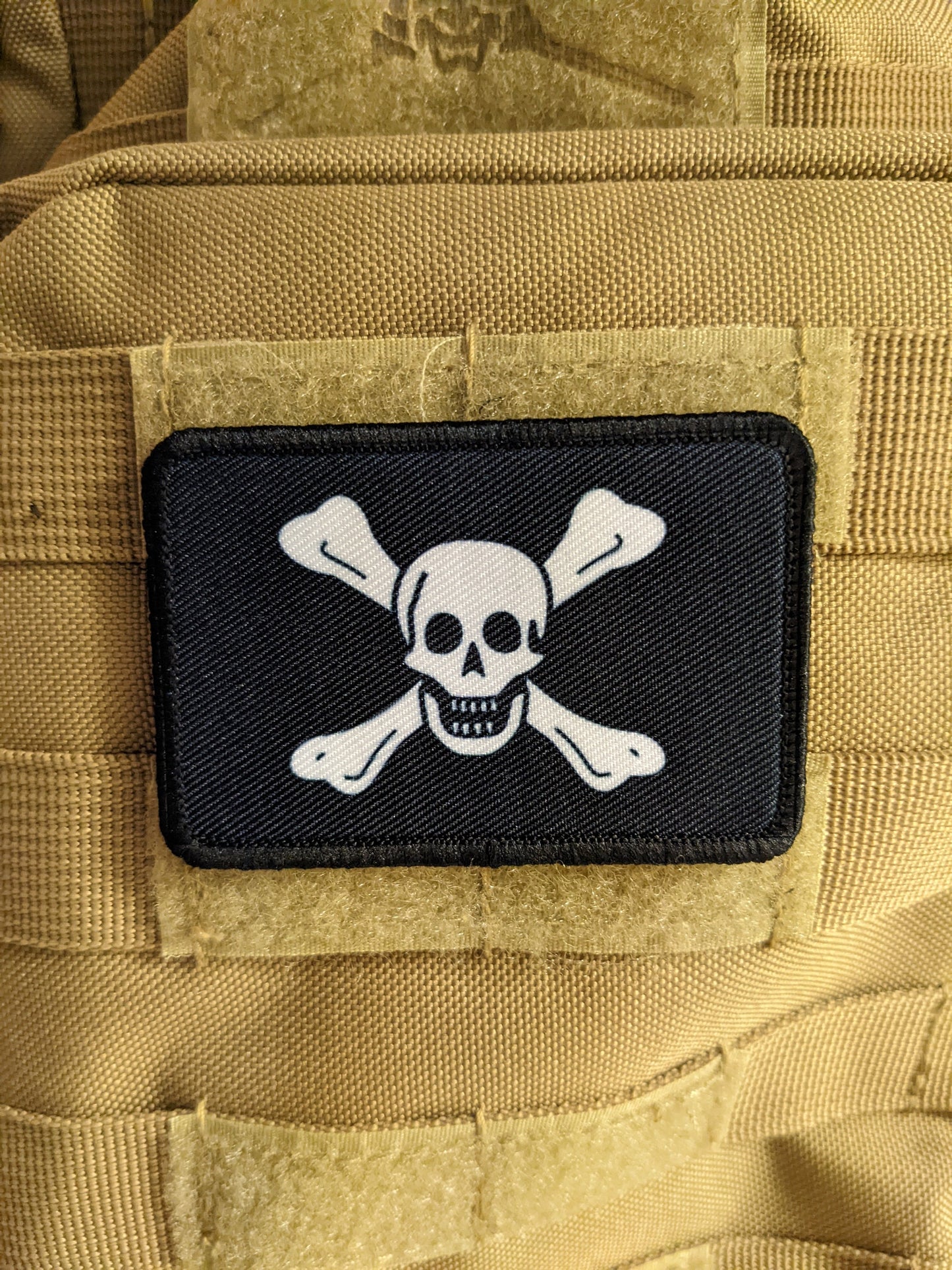 Richard Worley skull and crossbones pirate flag pirate 2"x3" removable morale patch with hook and loop for hat